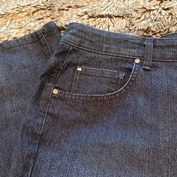 Bandolino Jeans - Picture 6 of 8